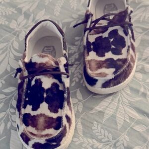 Brand-name hey dude, Wendy size 8